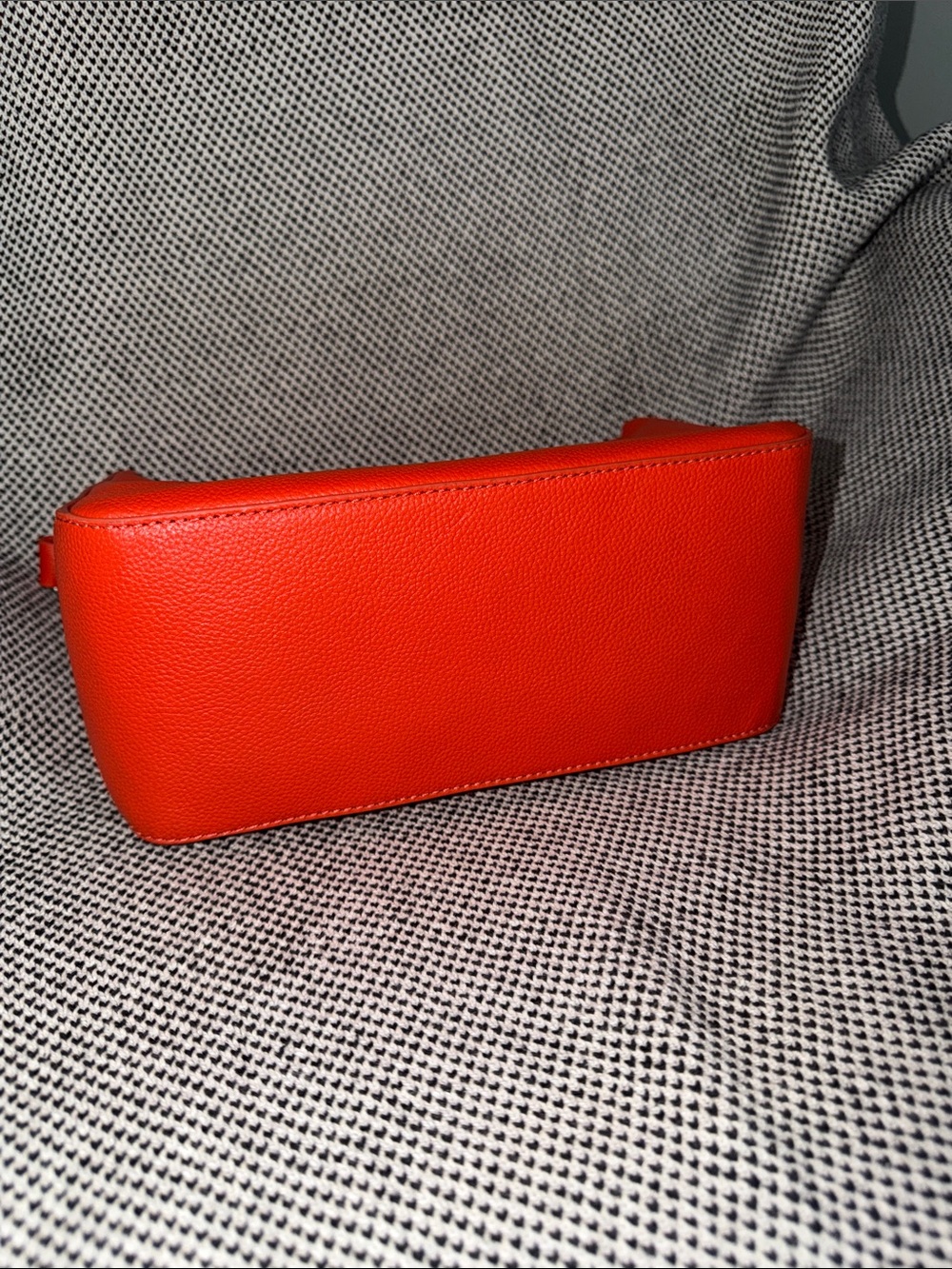 Walter Baker | Jagger Bag in Flame - Picture 5 of 14